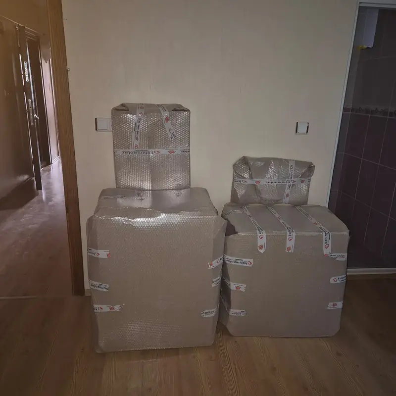 Taşımaya hazırlanmış ambalajlı eşyalar